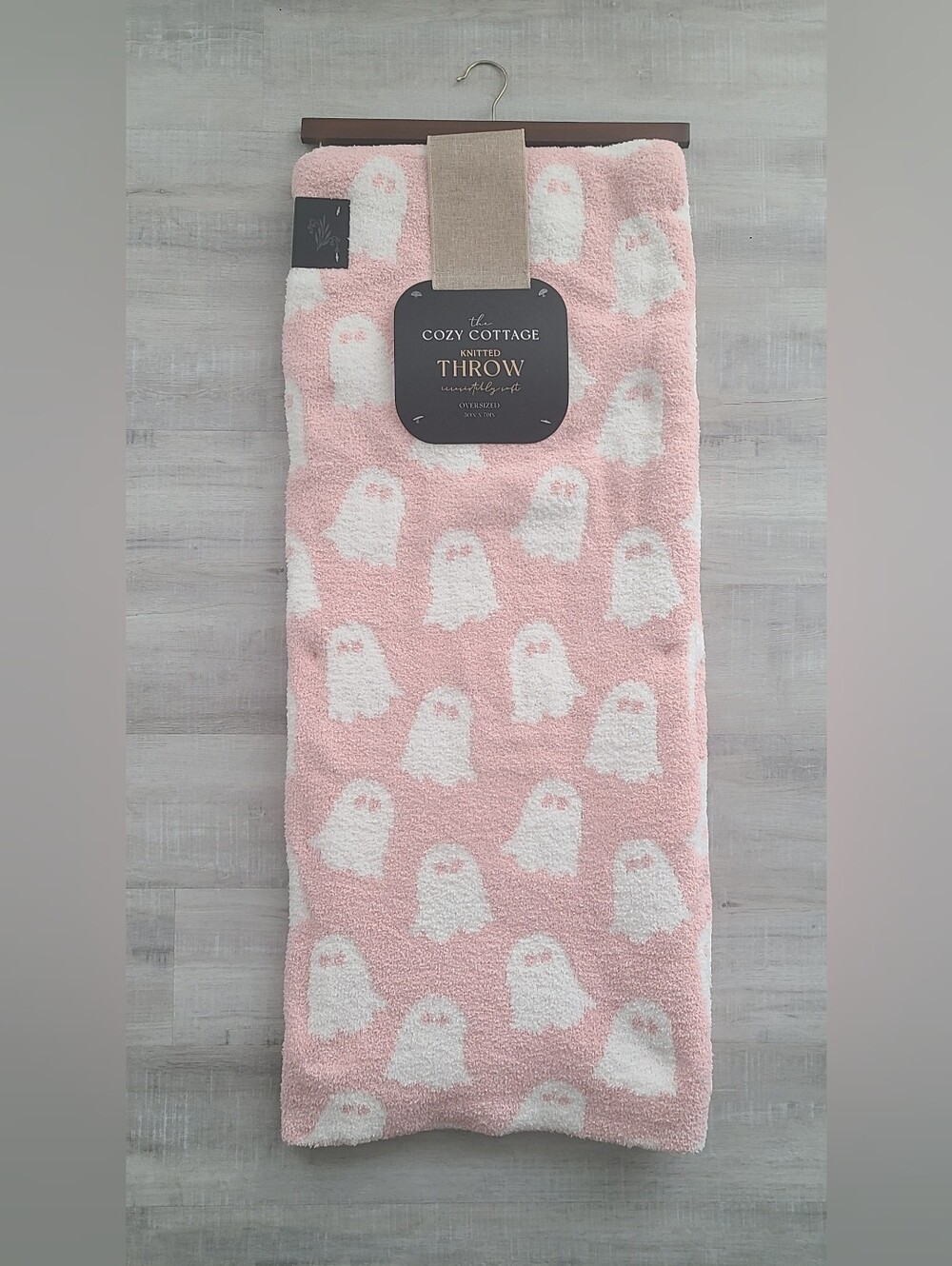Pink Ghost Halloween Throw Blanket